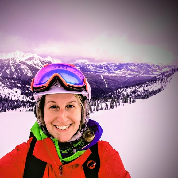 Meet your Posher, Amanda - Picture 4 of 4